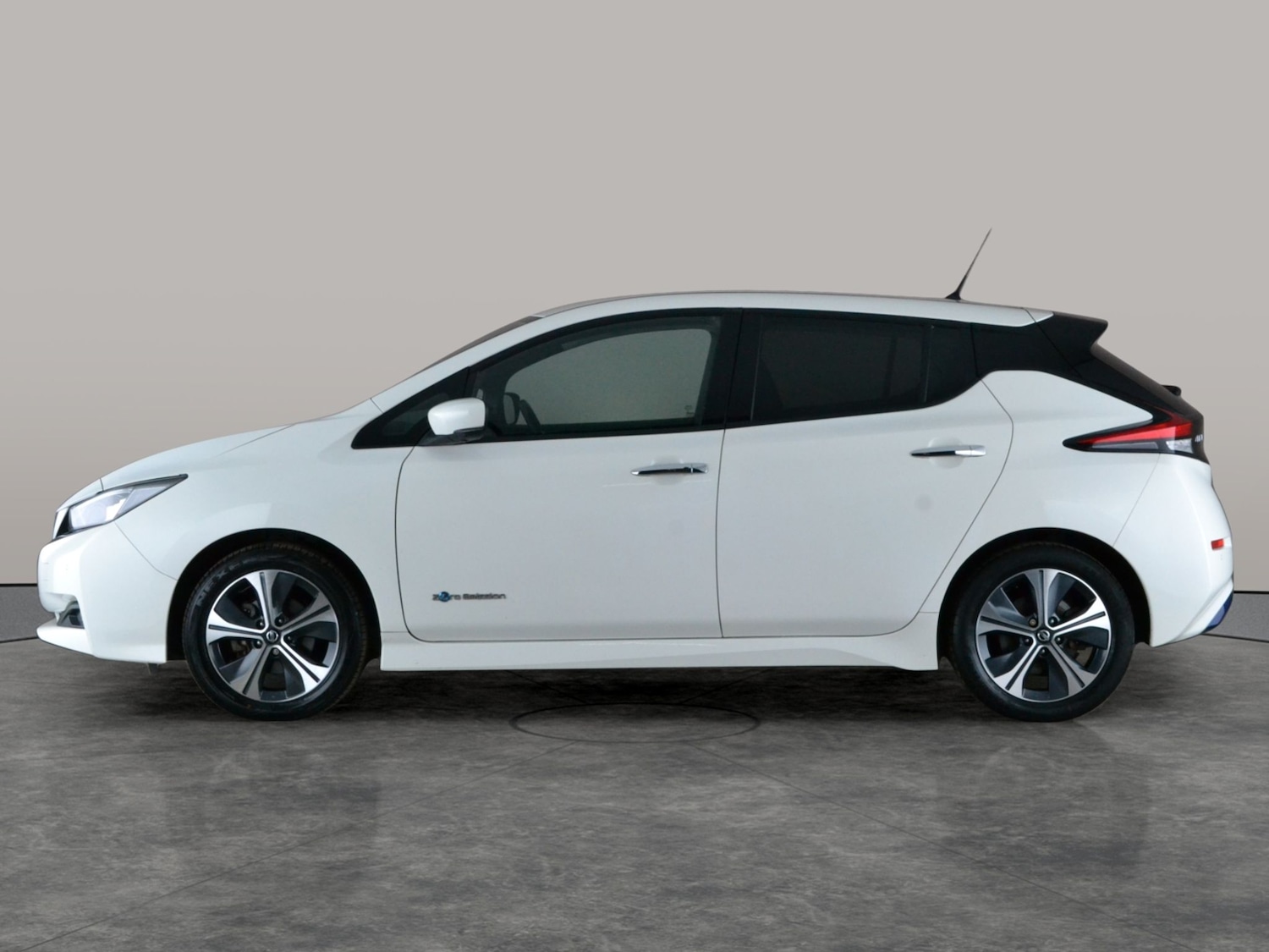 Used Nissan Leaf 2019 for sale - 77873069: Photo 15