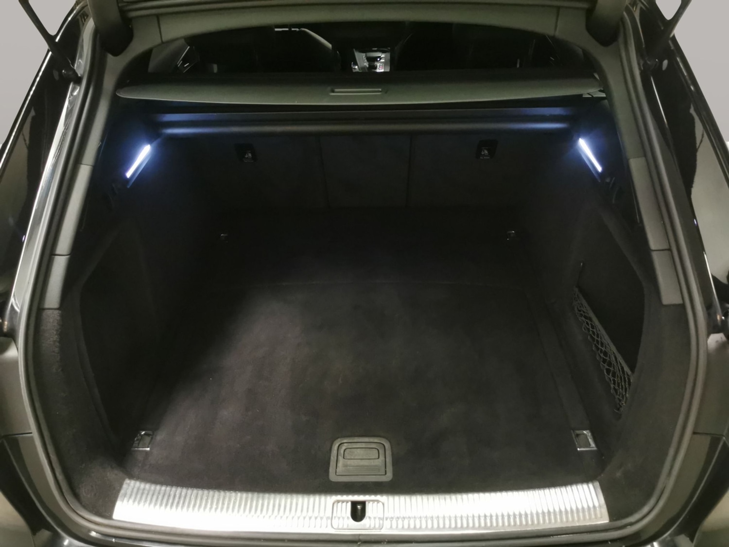 Used Audi A4 2019 for sale - 78095613: Photo 35