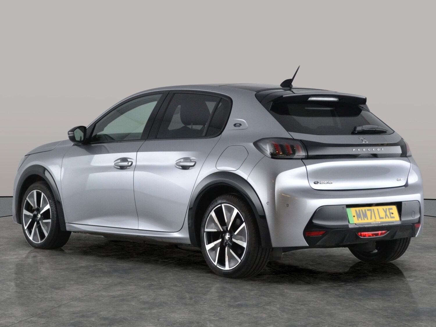 Used Peugeot 208 2022 for sale - 77799917: Photo 8