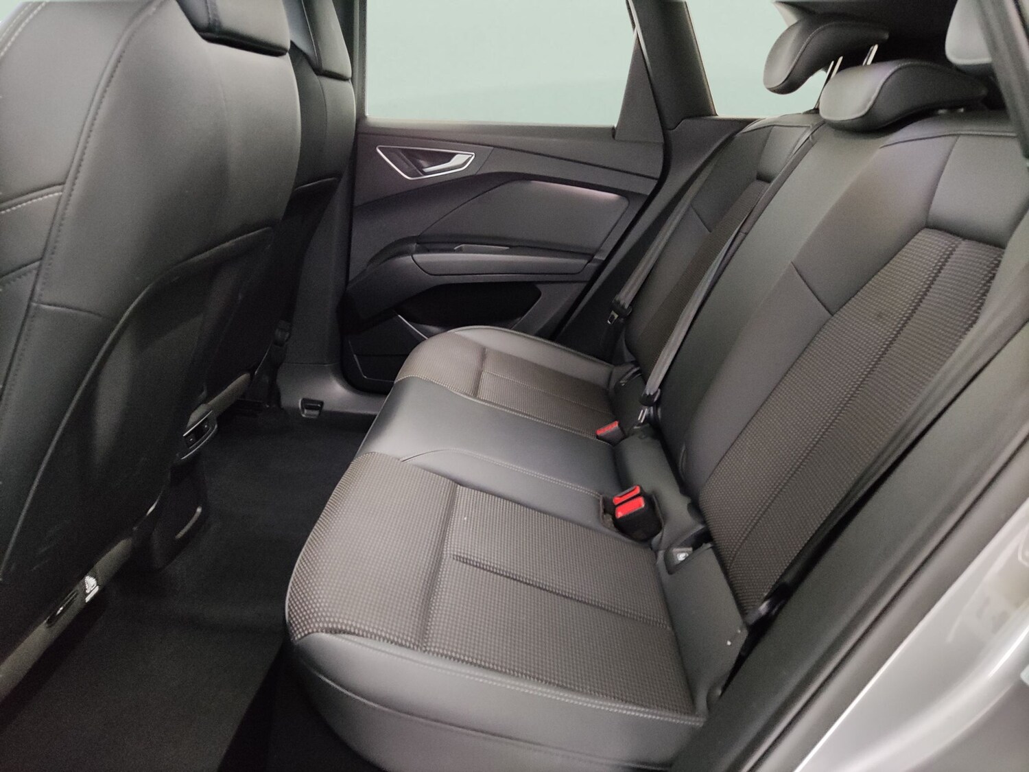 Used Audi Q4 e-tron 2023 for sale - 78159747: Photo 24