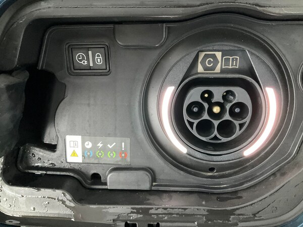 Used Peugeot 3008 2024 for sale - 76027309: Photo 45