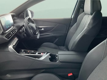Used Peugeot 3008 2024 for sale - 76027309: Photo 4