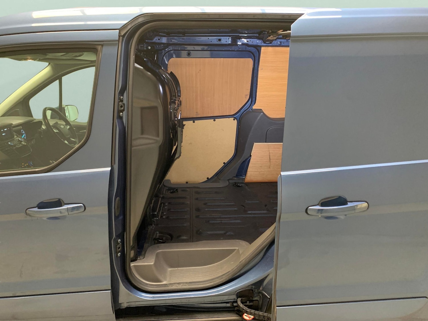 Vehicle 27