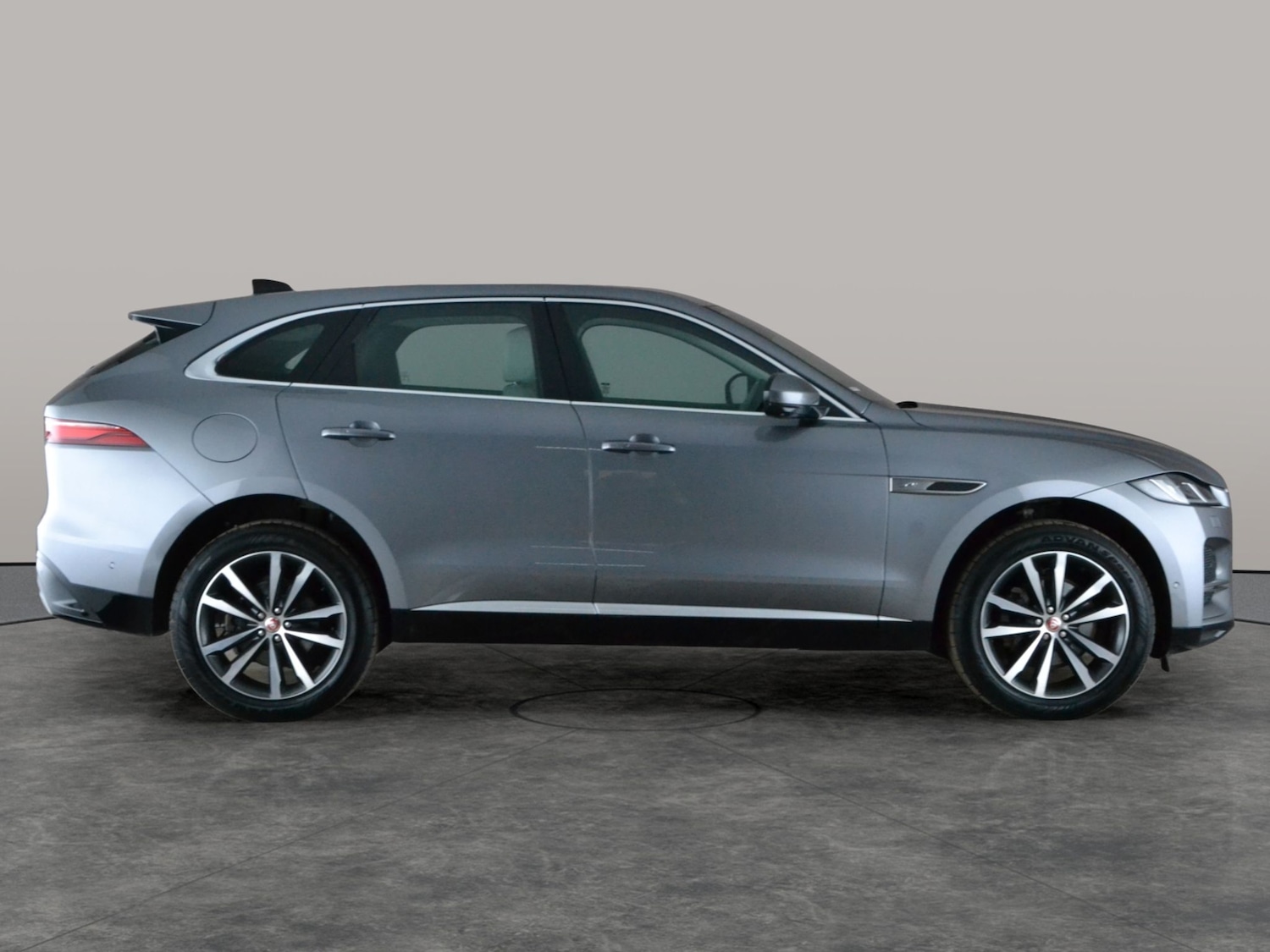Used Jaguar F-Pace 2021 for sale - 78197877: Photo 8
