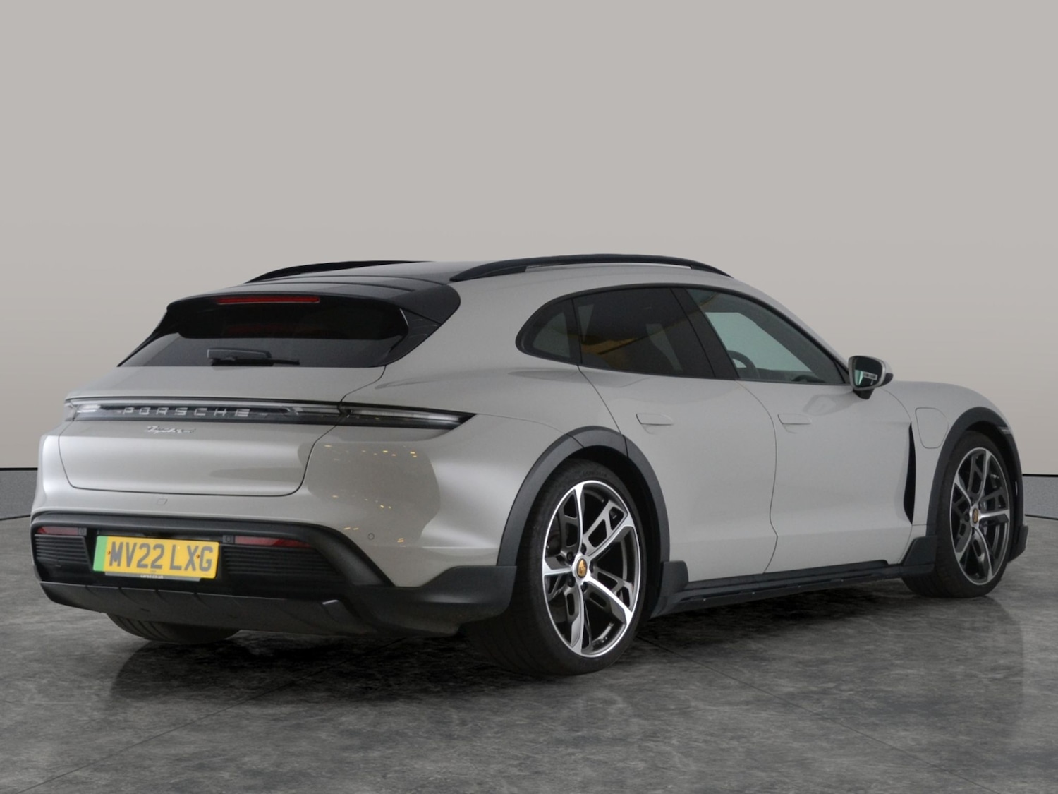 Used Porsche Taycan 2022 for sale - 77885676: Photo 13