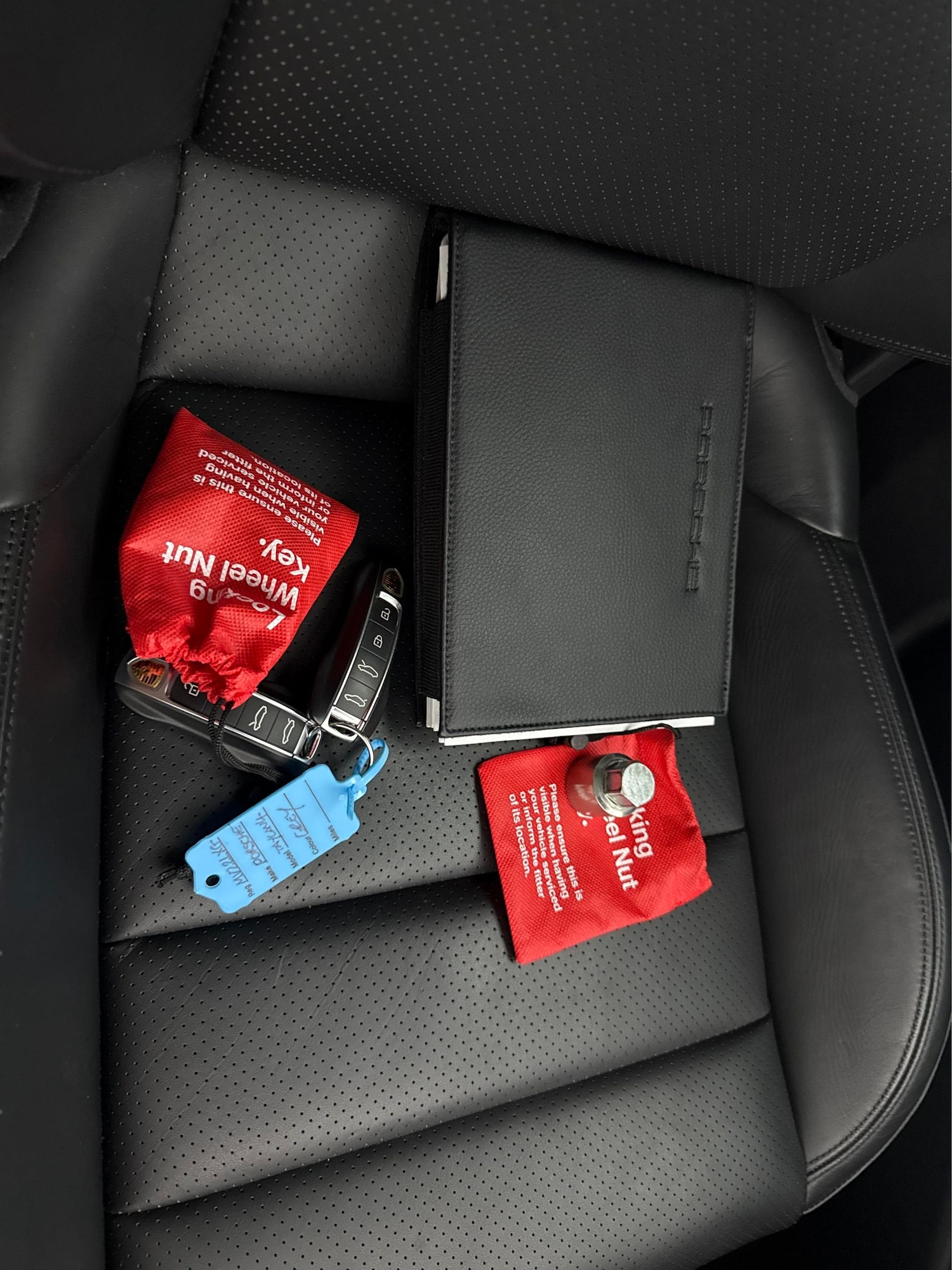 Used Porsche Taycan 2022 for sale - 77885676: Photo 39