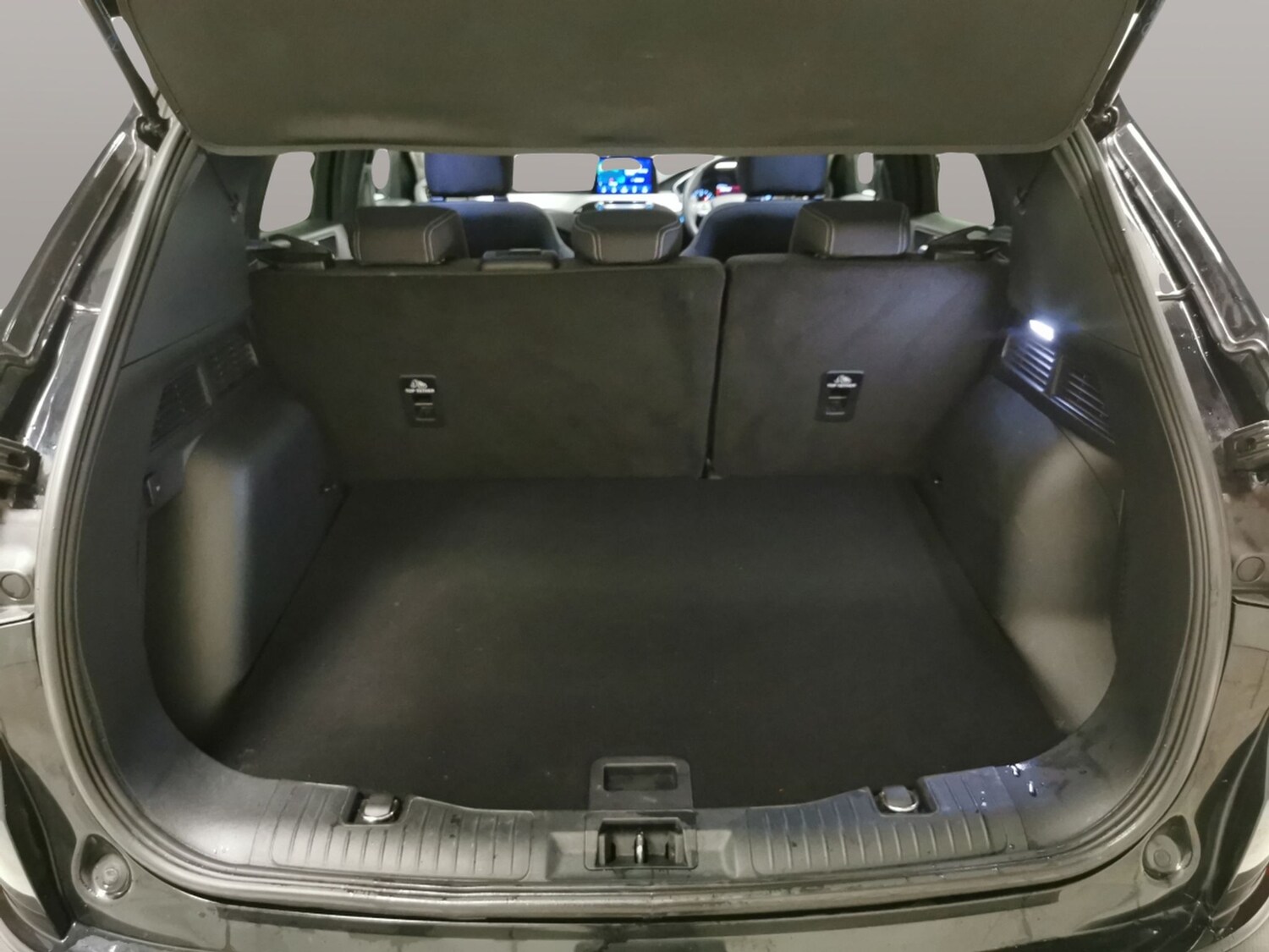 Used Ford Kuga 2022 for sale - 77364909: Photo 31