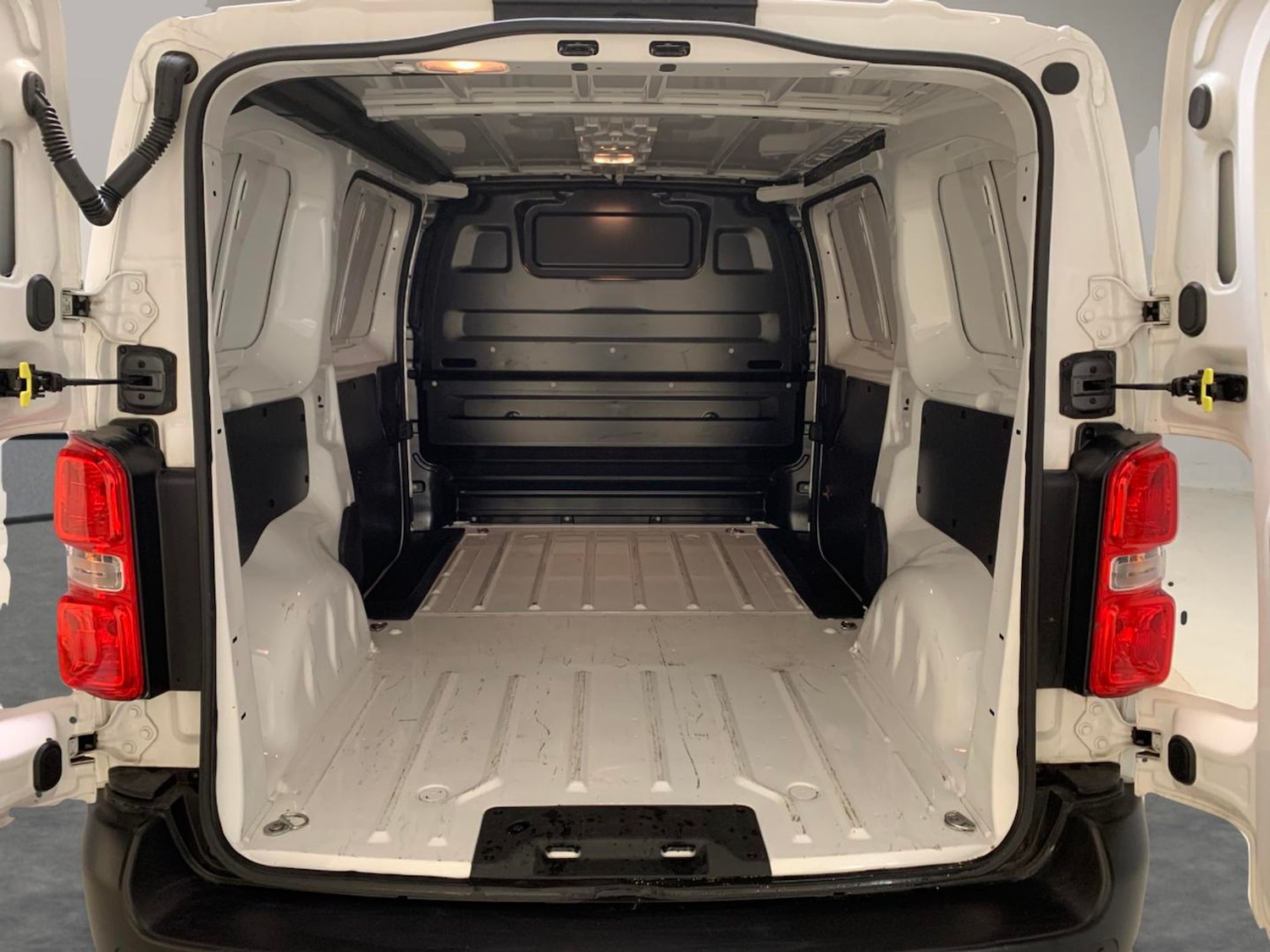 Used Vauxhall Vivaro 2022 for sale - 76240847: Photo 34