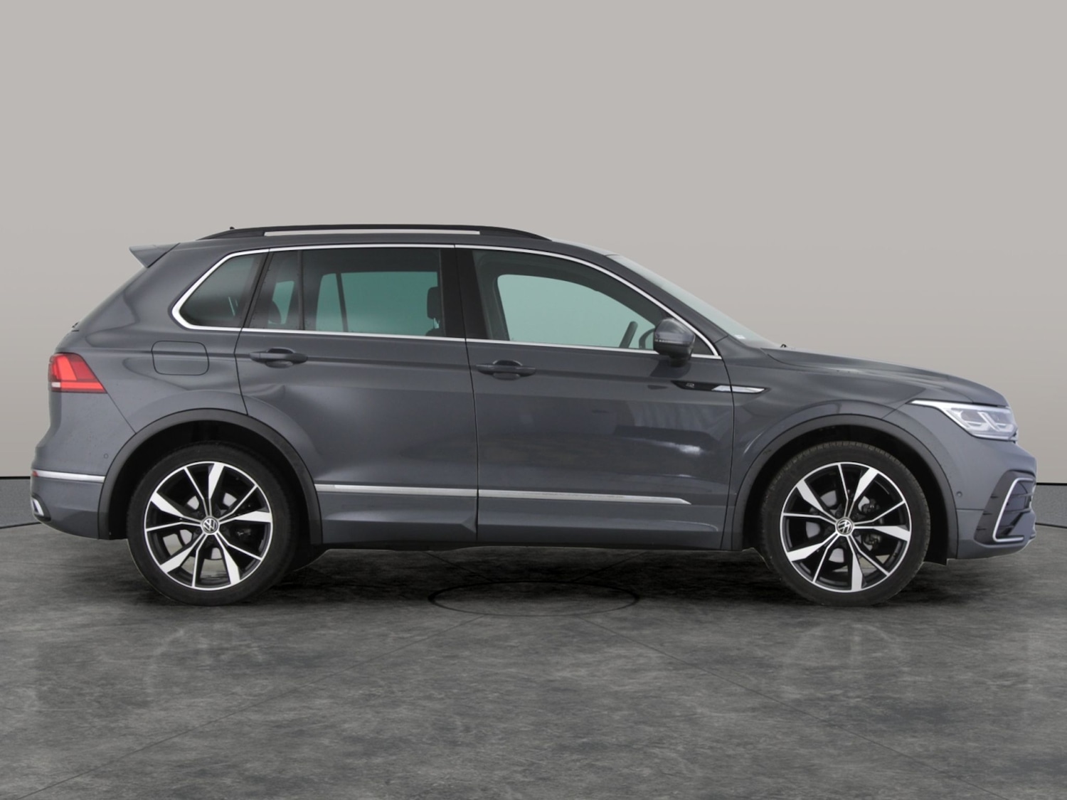 Used Volkswagen Tiguan 2023 for sale - 77631027: Photo 9