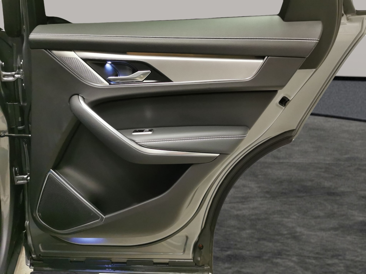 Used Jaguar F-Pace 2021 for sale - 77641159: Photo 31