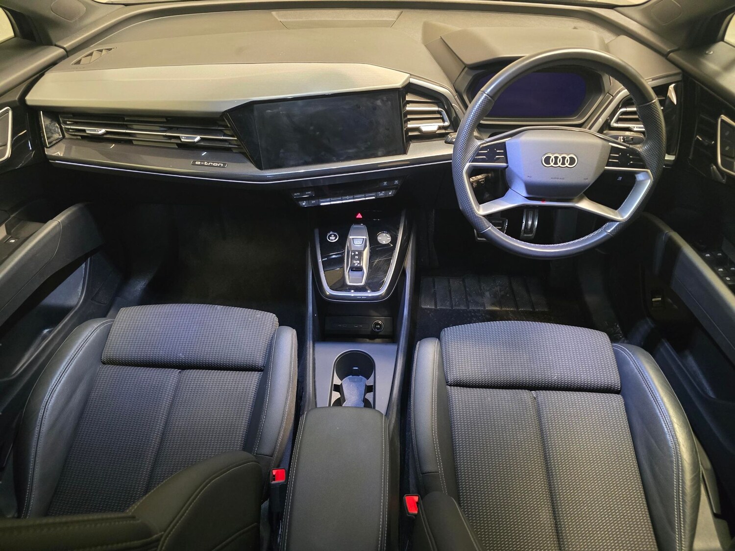 Used Audi Q4 e-tron 2023 for sale - 77627865: Photo 6