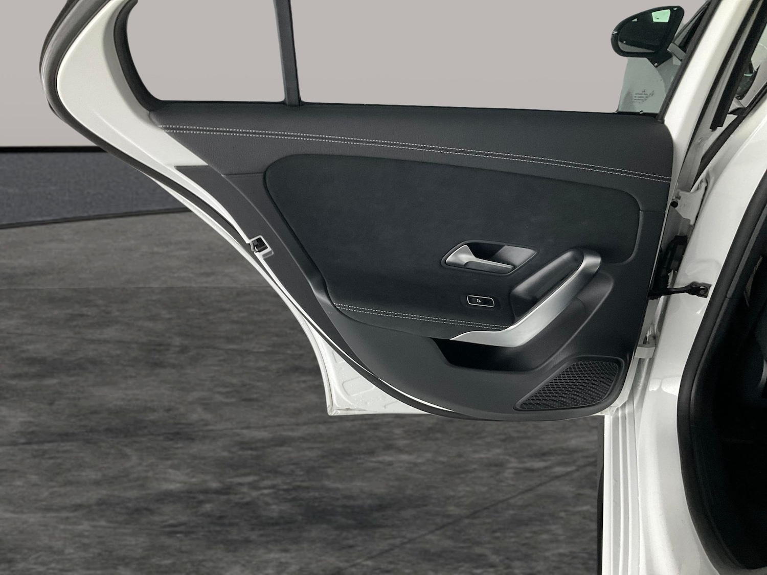 Used Mercedes-Benz A-Class 2021 for sale - 76984454: Photo 32