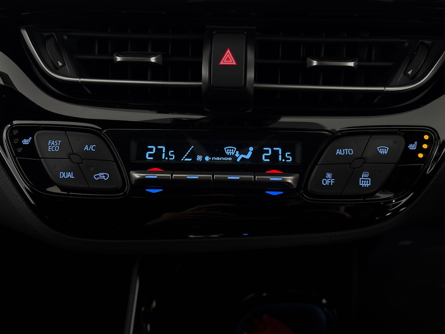 Used Toyota C-HR 2022 for sale - 78103932: Photo 18