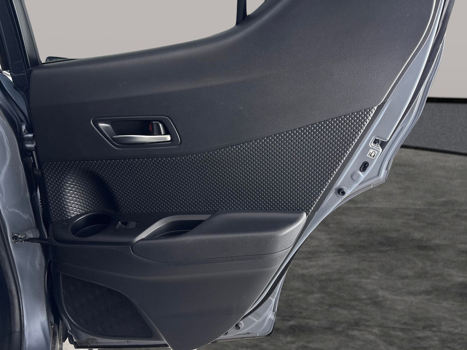 Used Toyota C-HR 2022 for sale - 78103932: Photo 30