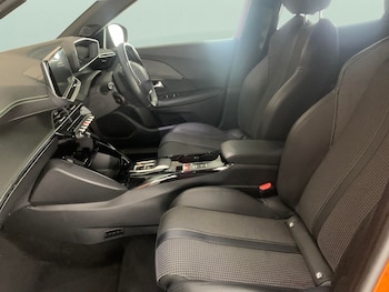 Used Peugeot 2008 2022 for sale - 77517288: Photo