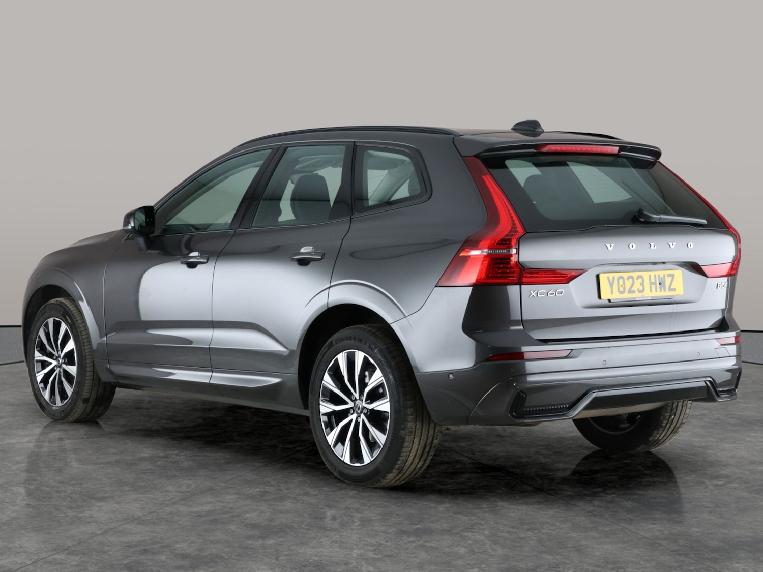 Used Volvo XC60 2023 for sale - 77245930: Photo 14