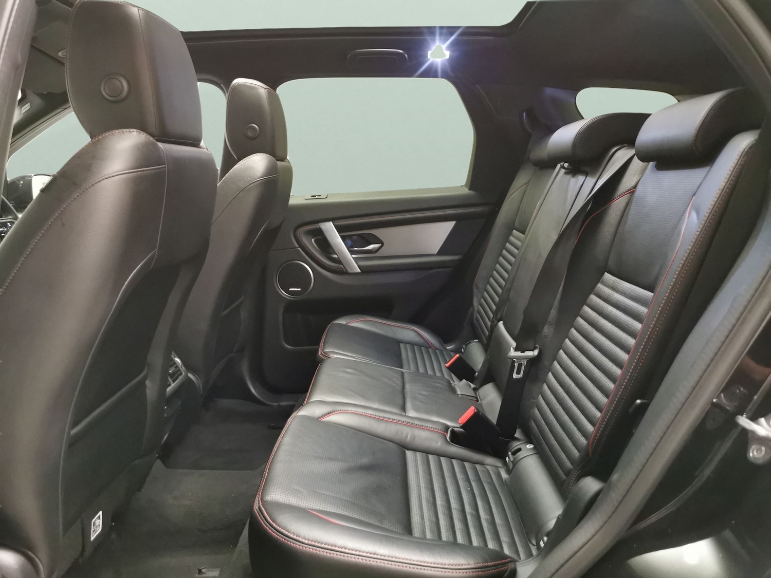 Used Land Rover Discovery Sport 2021 for sale - 76709903: Photo 29