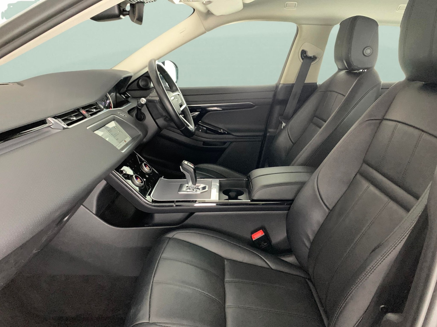Used Land Rover Range Rover Evoque 2021 for sale - 76367277: Photo 4
