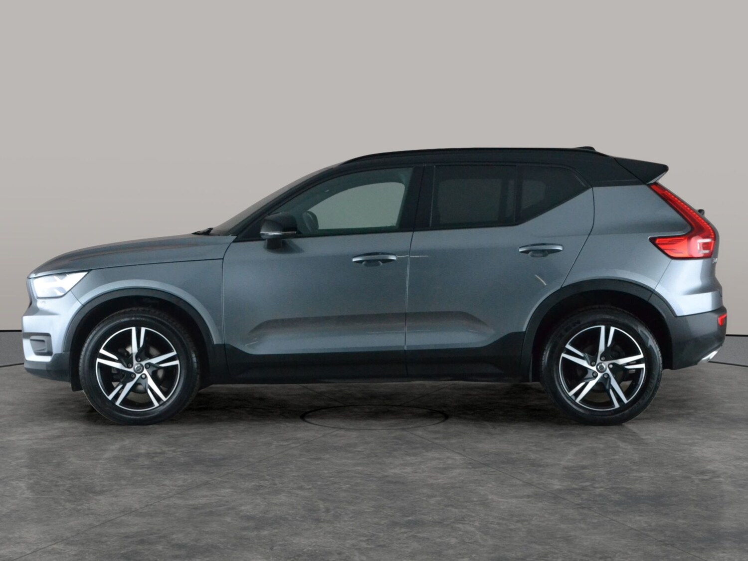 Used Volvo XC40 2019 for sale - 77856040: Photo 13