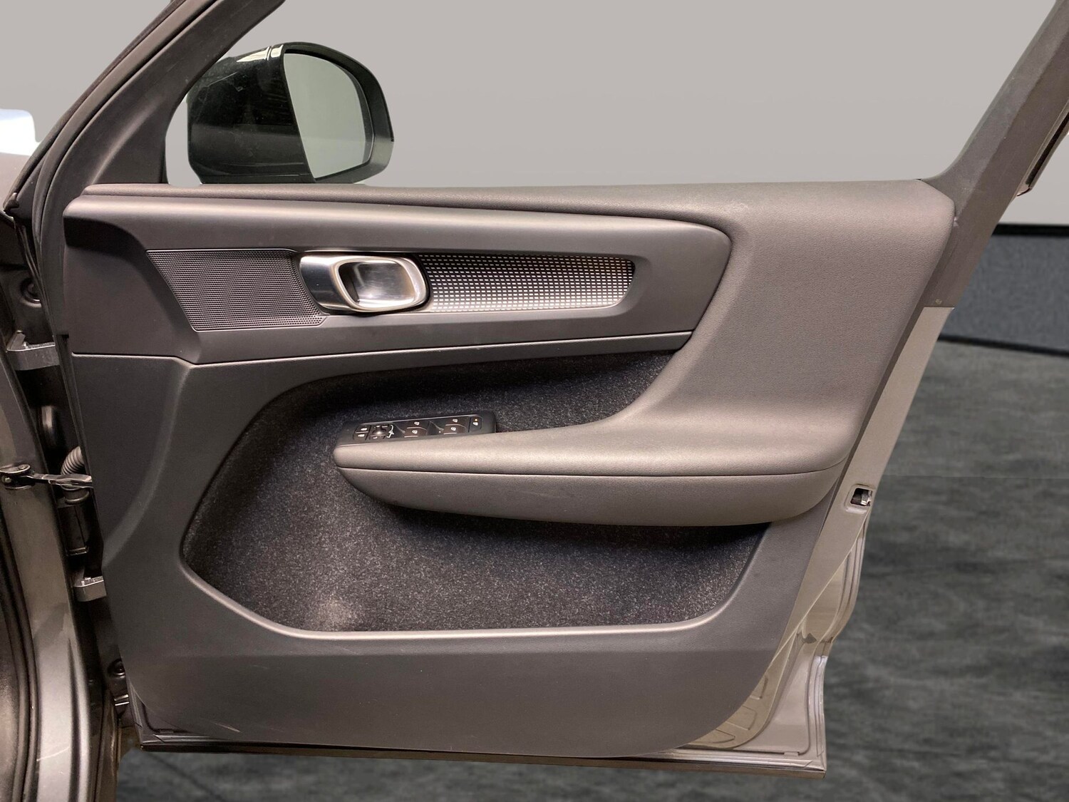 Used Volvo XC40 2019 for sale - 77856040: Photo 27