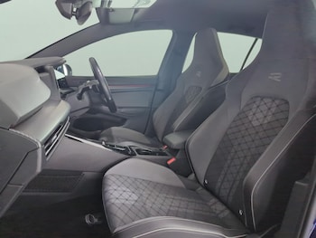Used Volkswagen Golf 2023 for sale - 78942795: Photo