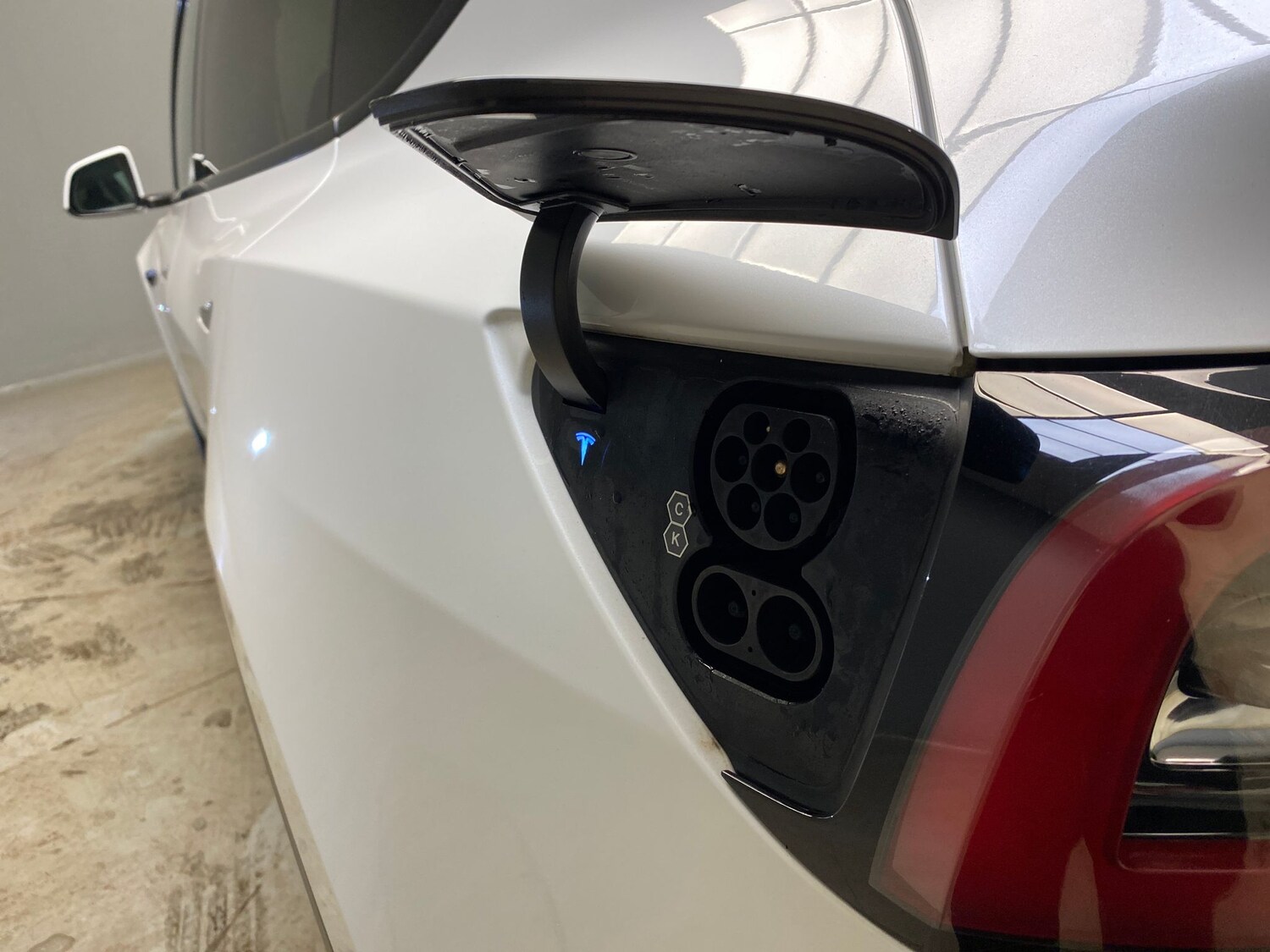 Used Tesla Model Y 2022 for sale - 78129445: Photo 32