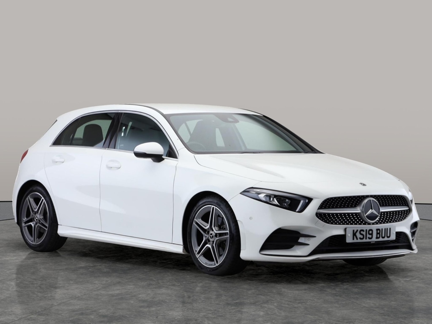 Used Mercedes-Benz A-Class 2019 for sale - 77244797: Photo 4