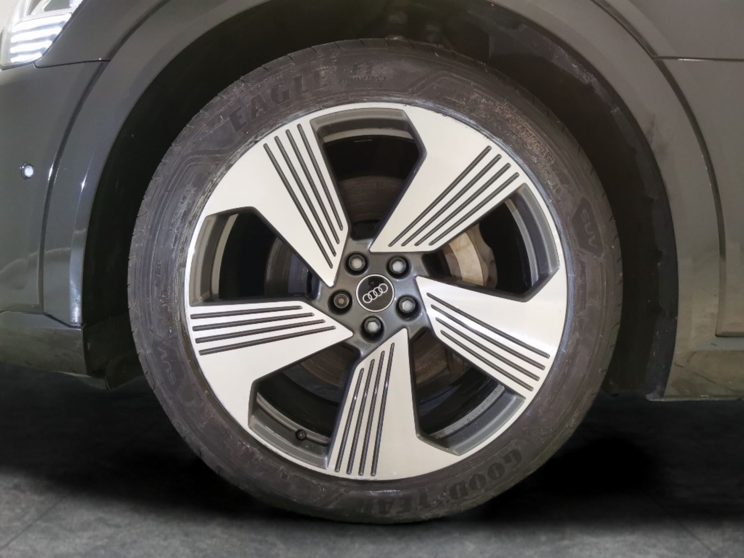 Used Audi e-tron 2023 for sale - 77629818: Photo 22