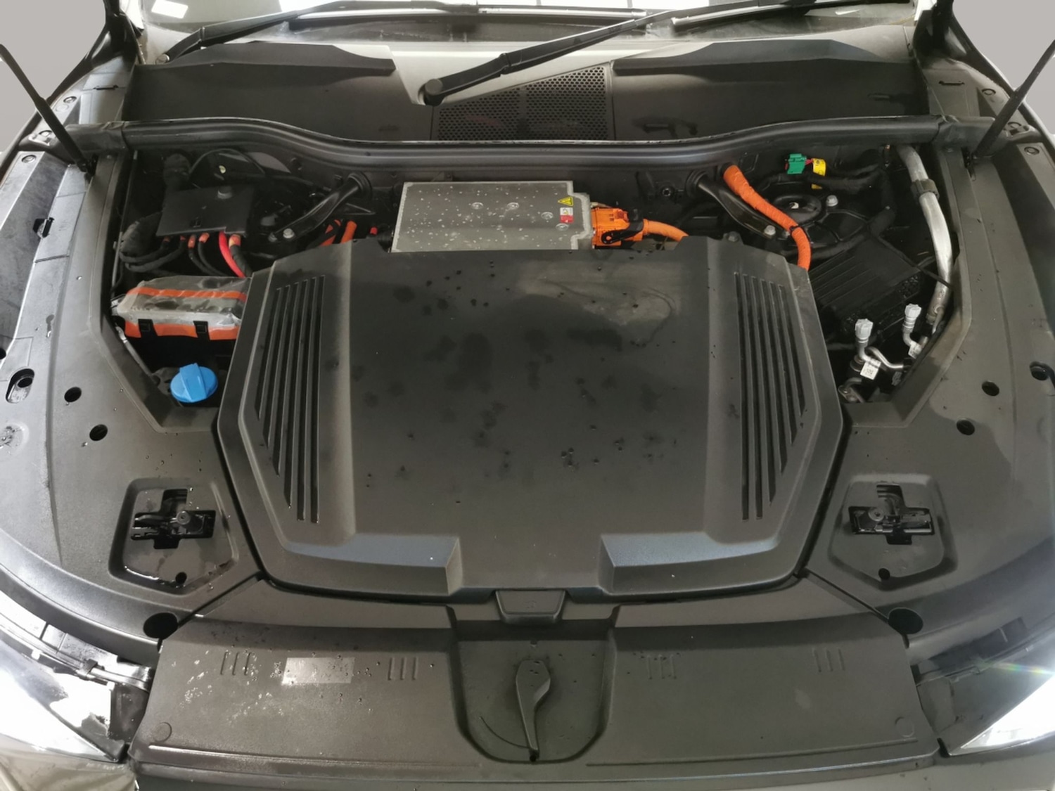 Used Audi e-tron 2023 for sale - 77629818: Photo 32