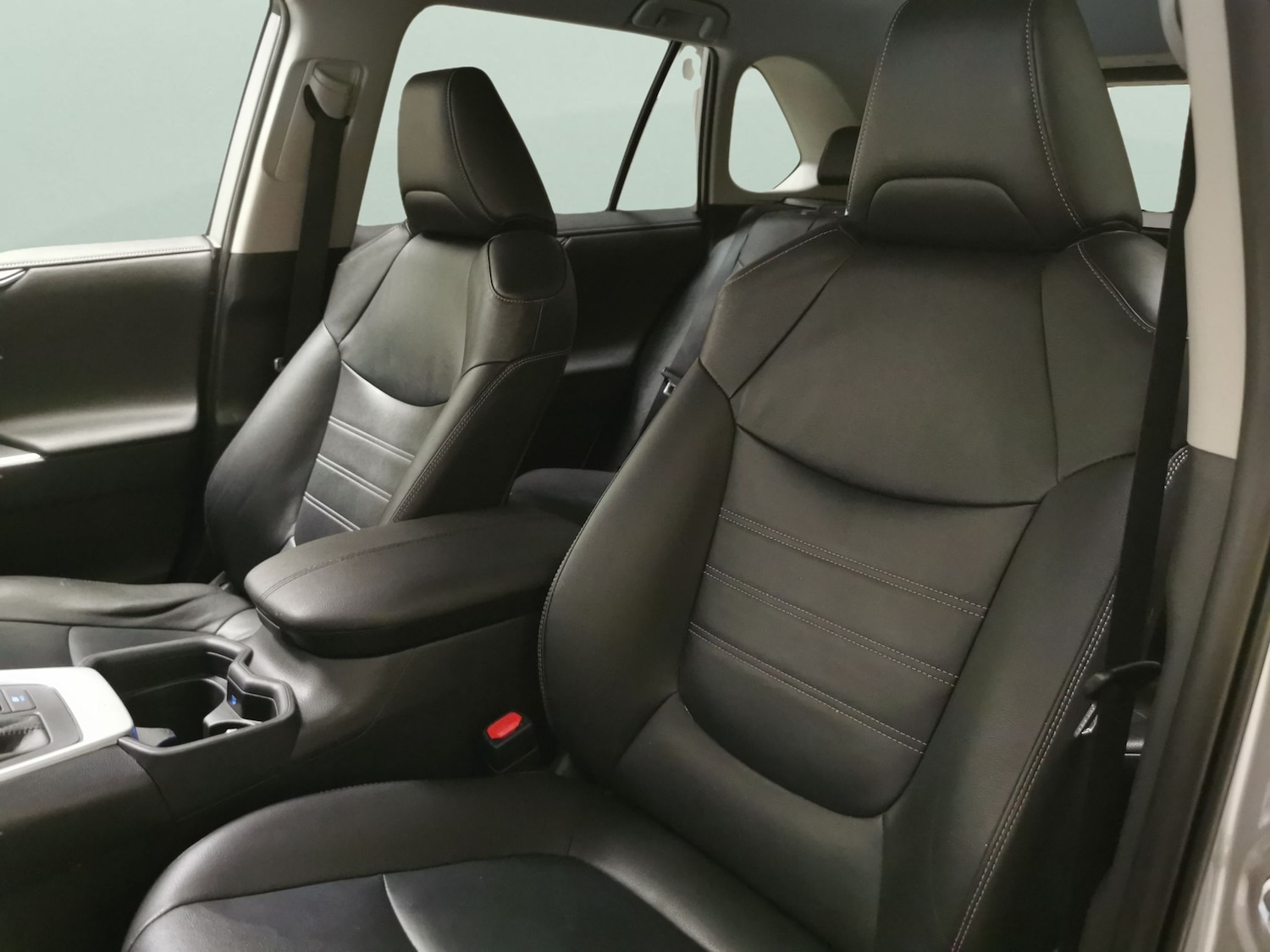 Used Toyota RAV4 2021 for sale - 78197832: Photo 6