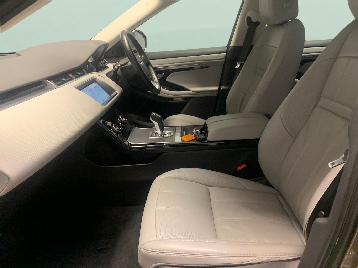 Used Land Rover Range Rover Evoque 2019 for sale - 77791427: Photo 4