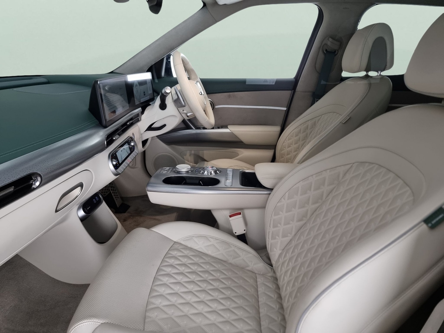 Used Genesis GV60 2023 for sale - 77274294: Photo 4