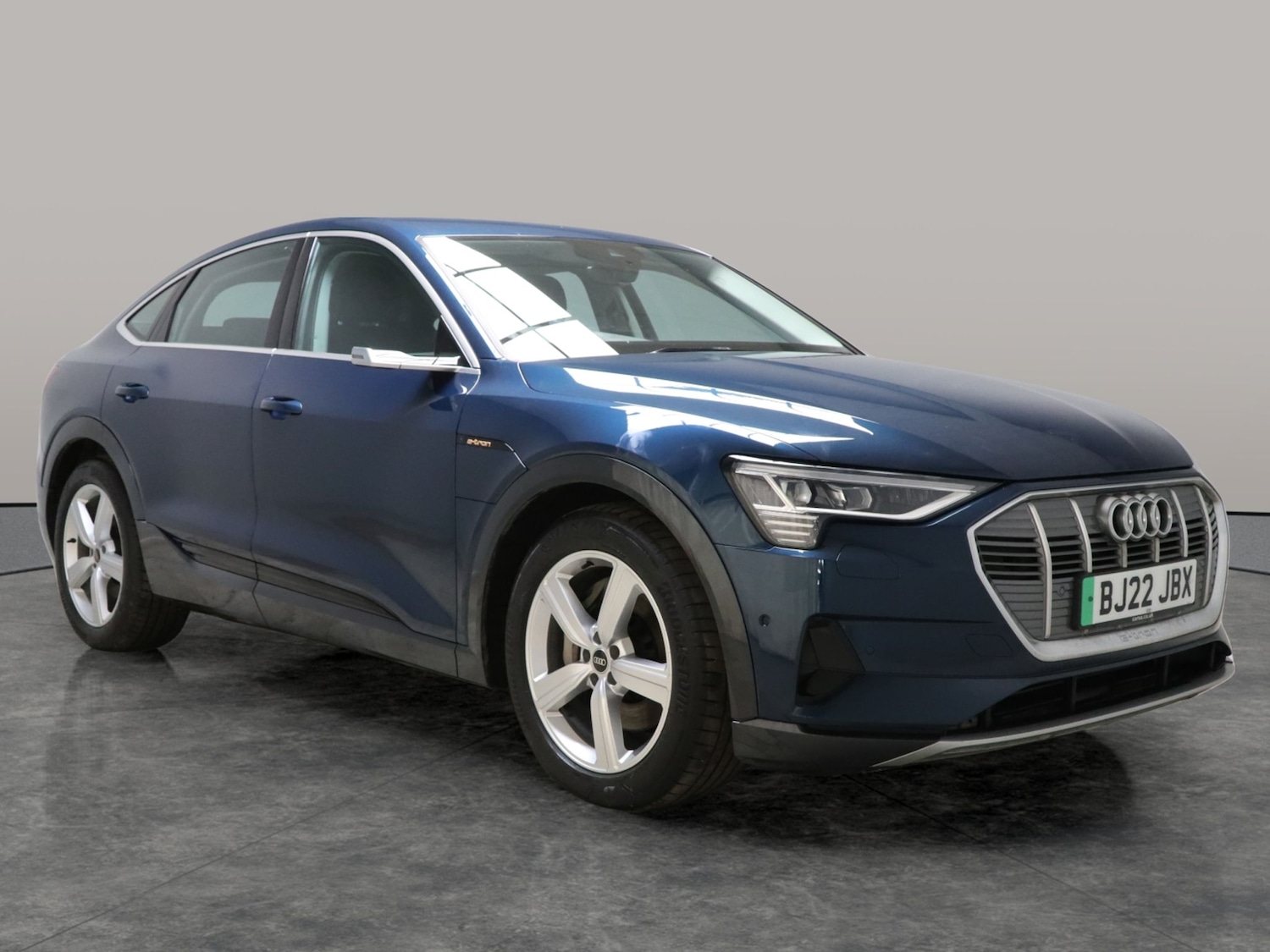 Used Audi e-tron 2022 for sale - 77036590: Photo 8