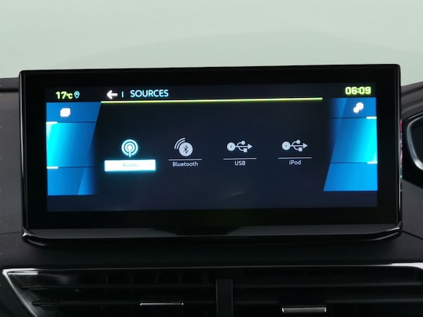 Used Peugeot 3008 2023 for sale - 76222315: Photo 17