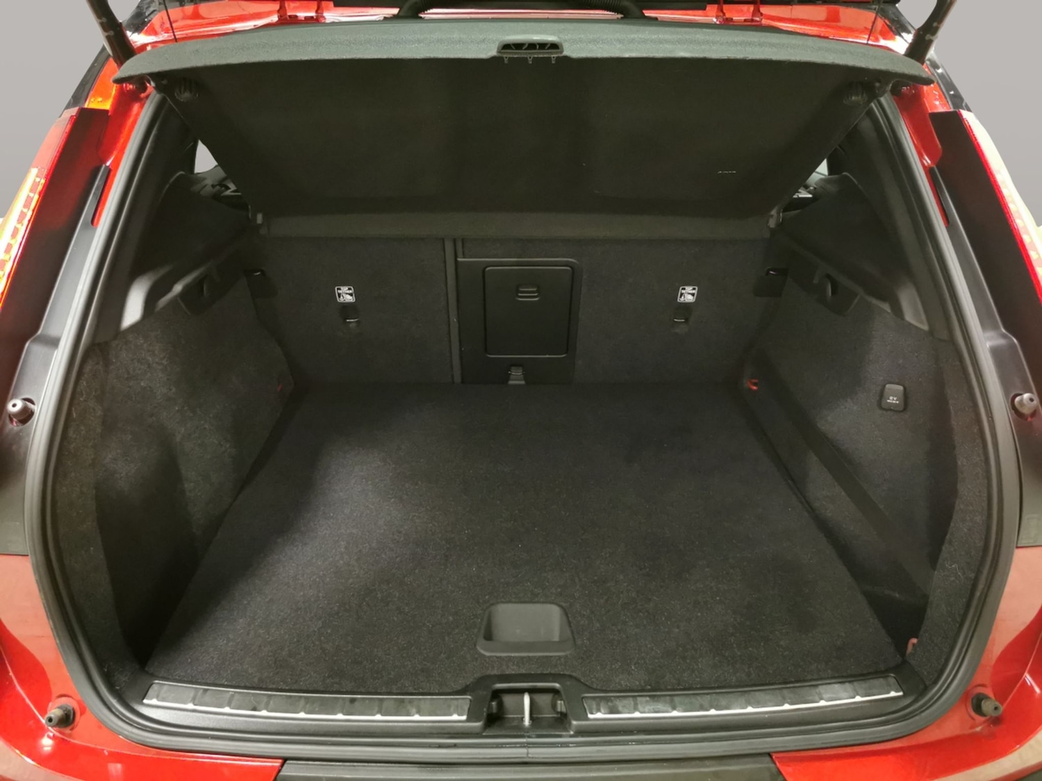 Used Volvo XC40 2020 for sale - 76758138: Photo 31