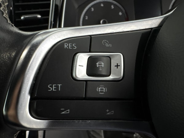 Used Volkswagen T-Roc 2021 for sale - 76155865: Photo 17
