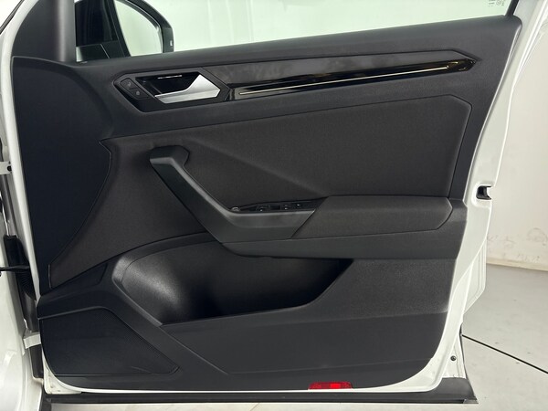Used Volkswagen T-Roc 2021 for sale - 76155865: Photo 34