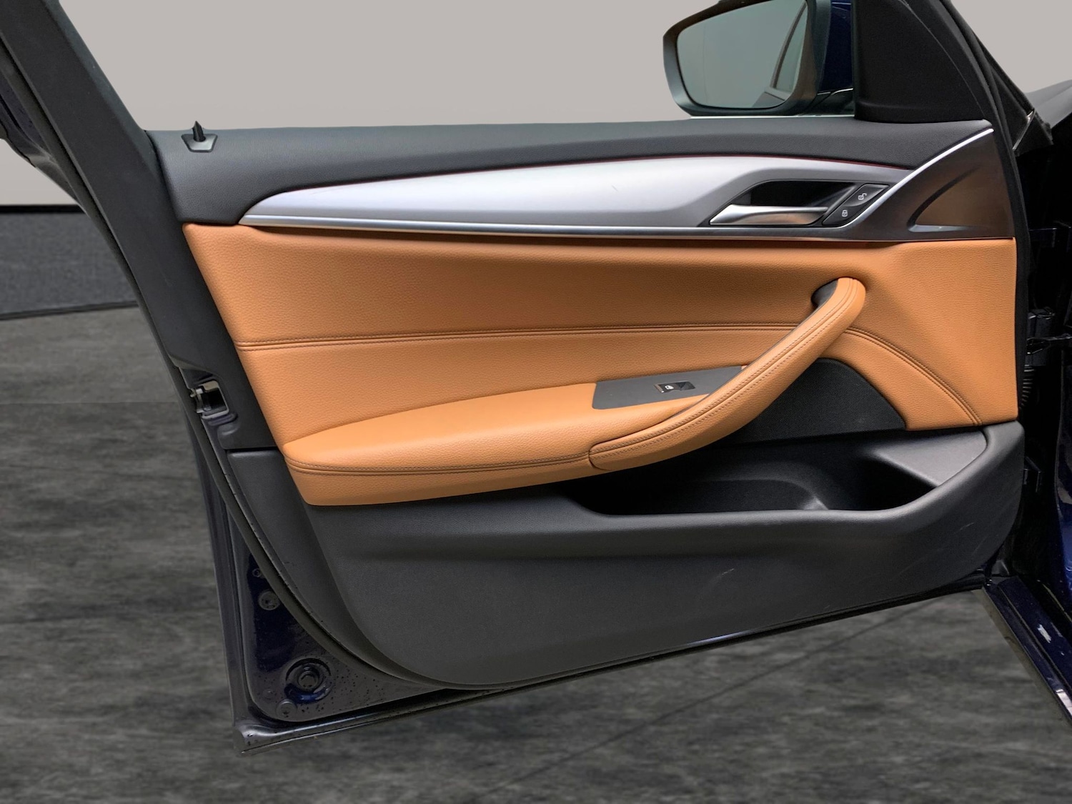 Used BMW 5 Series 2021 for sale - 76420802: Photo 40