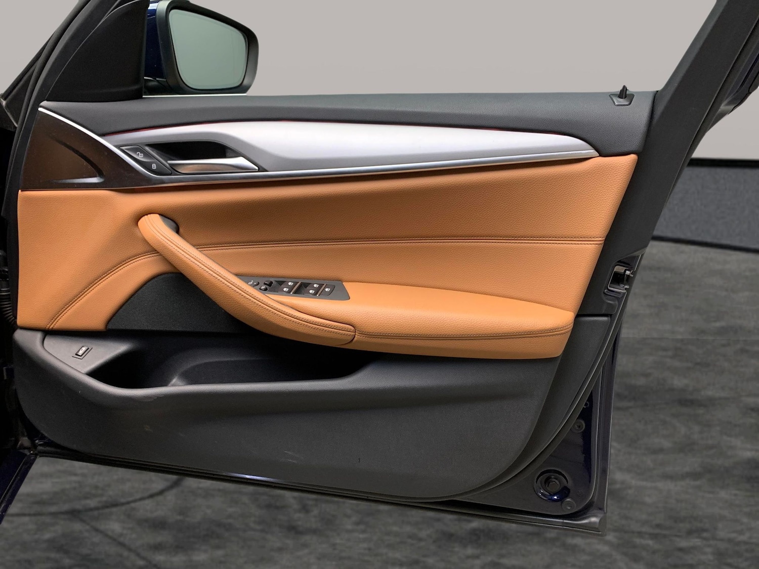 Used BMW 5 Series 2021 for sale - 76420802: Photo 44