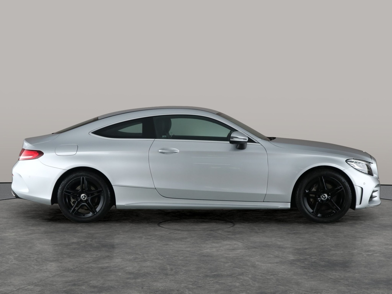 Used Mercedes-Benz C Class 2019 for sale - 77225621: Photo 10