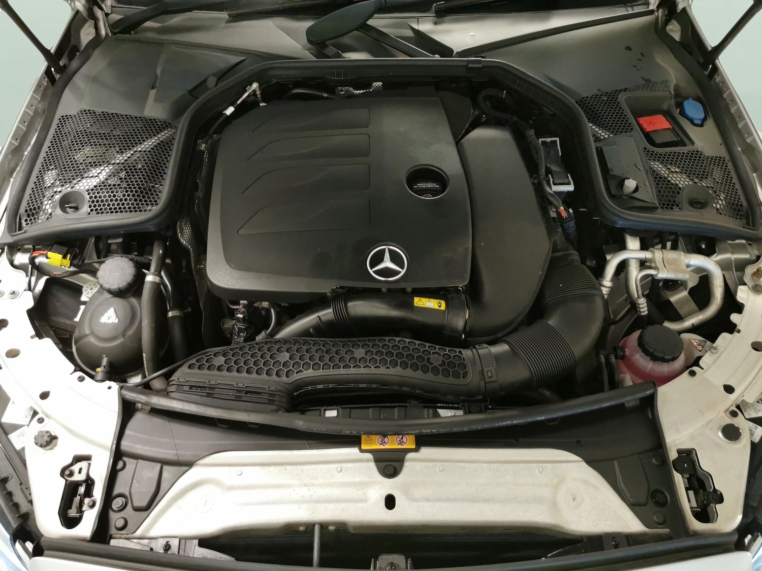 Used Mercedes-Benz C Class 2019 for sale - 77225621: Photo 29