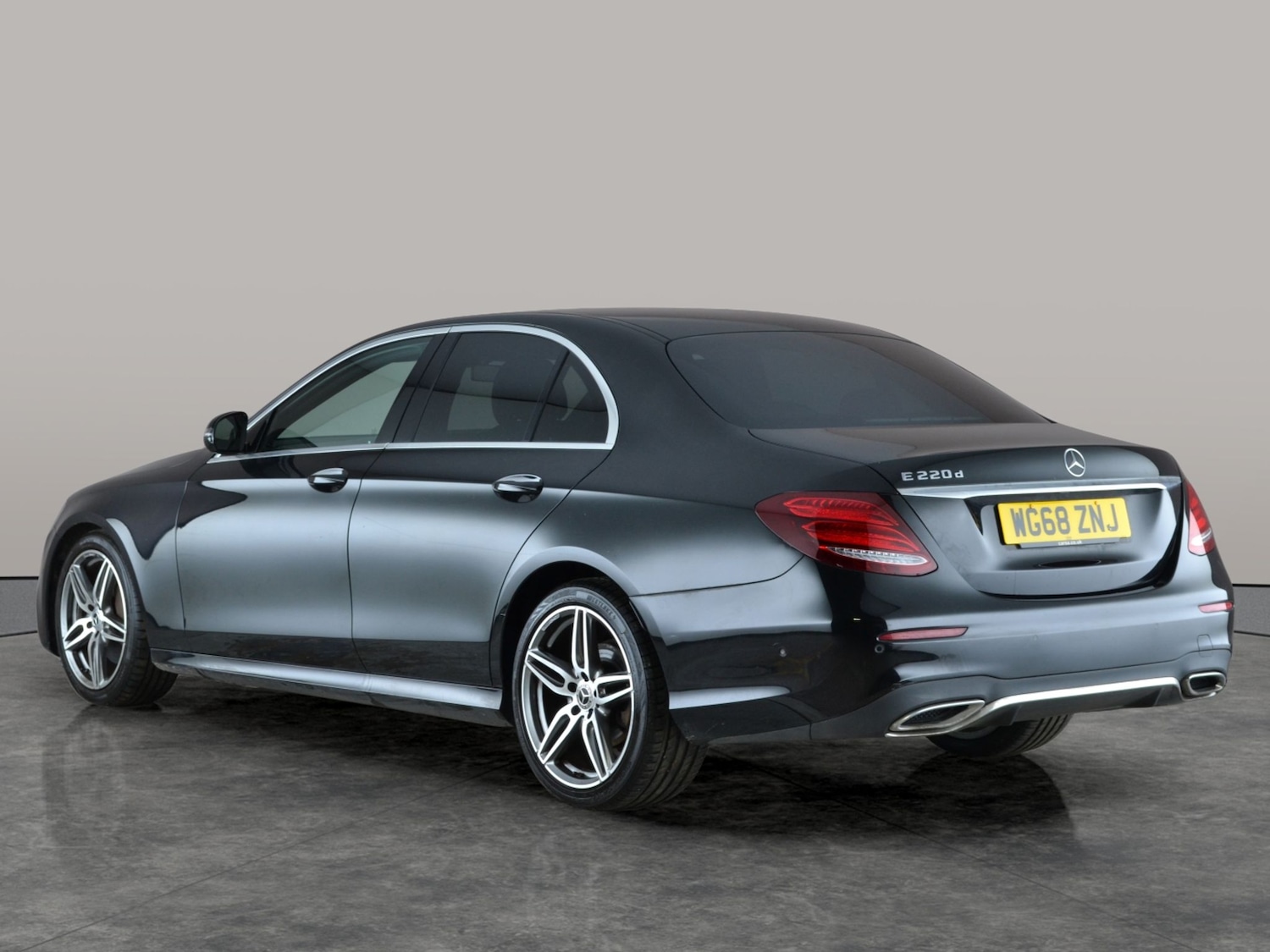 Used Mercedes-Benz E Class 2018 for sale - 77420773: Photo 13