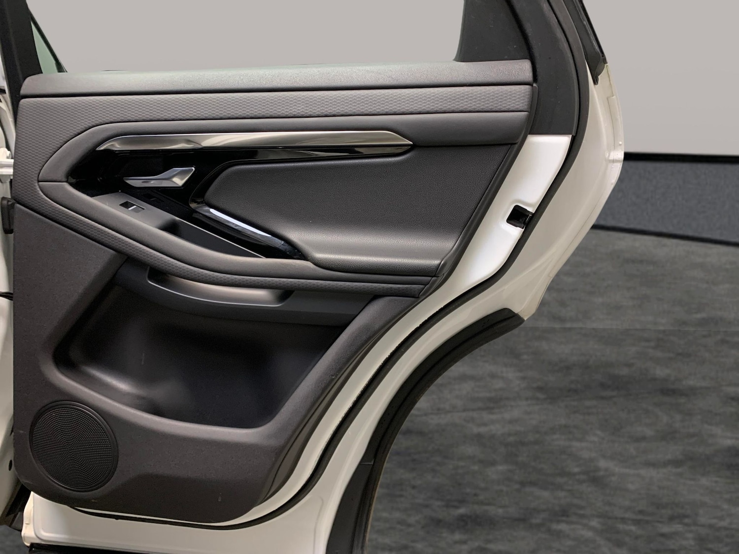 Used Land Rover Range Rover Evoque 2019 for sale - 77294980: Photo 28