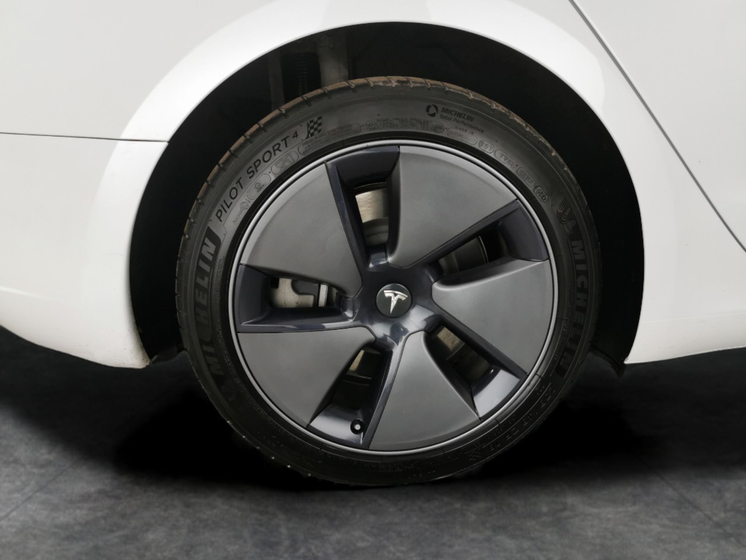 Used Tesla Model 3 2022 for sale - 76948791: Photo 31