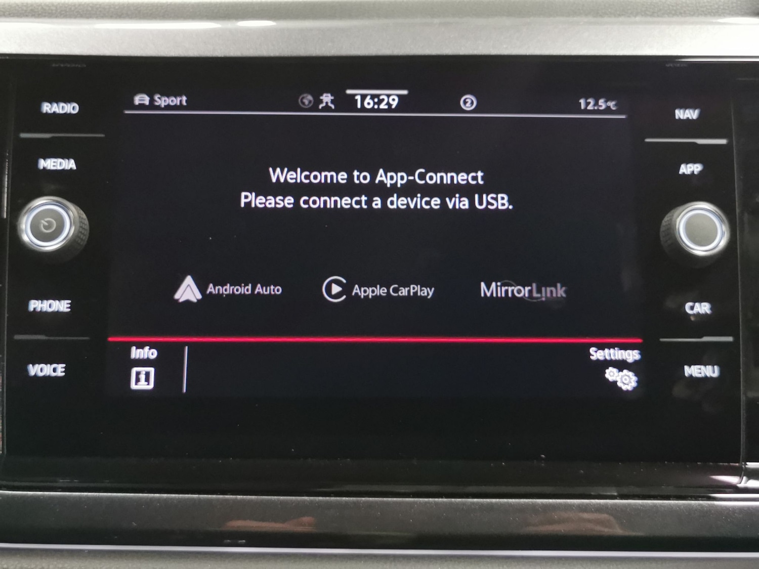 Used Volkswagen Polo 2023 for sale - 77061917: Photo 14