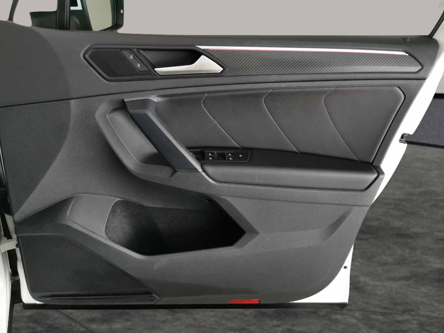 Used Volkswagen Tiguan 2021 for sale - 77398747: Photo 32