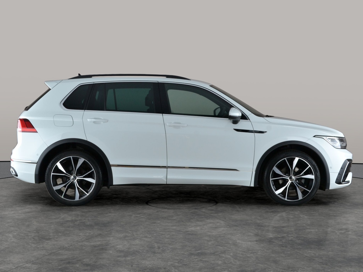 Used Volkswagen Tiguan 2021 for sale - 77398747: Photo 8