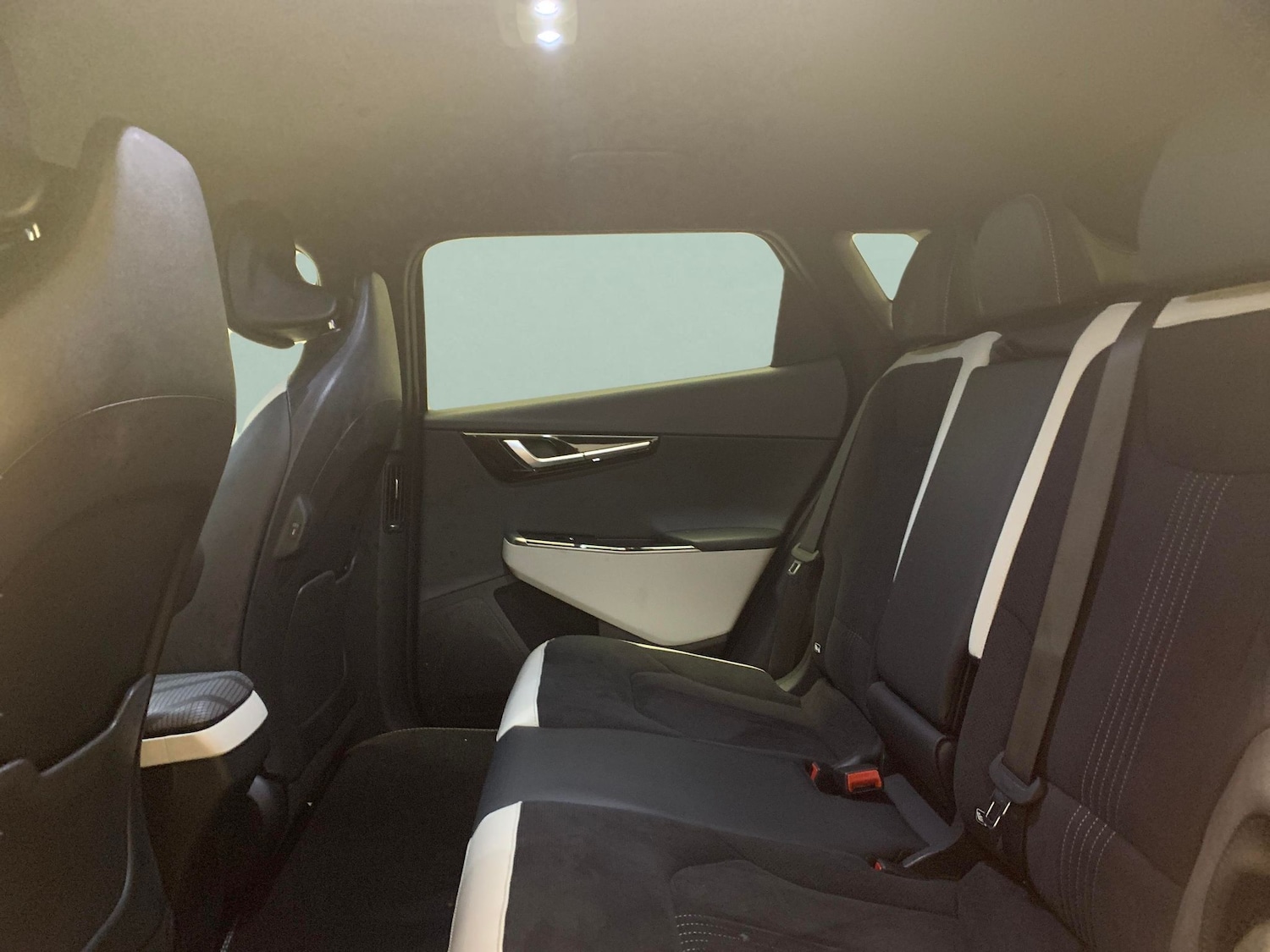 Used Kia EV6 2023 for sale - 77381333: Photo 25