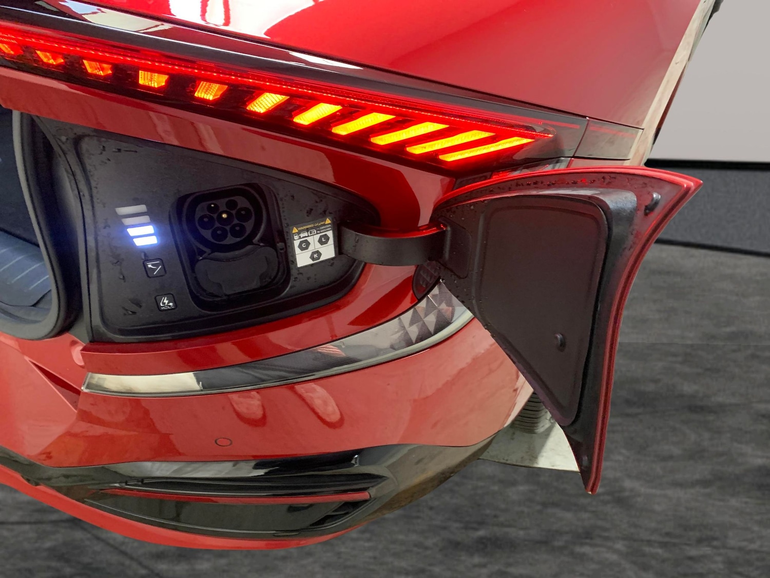 Used Kia EV6 2023 for sale - 77381333: Photo 30