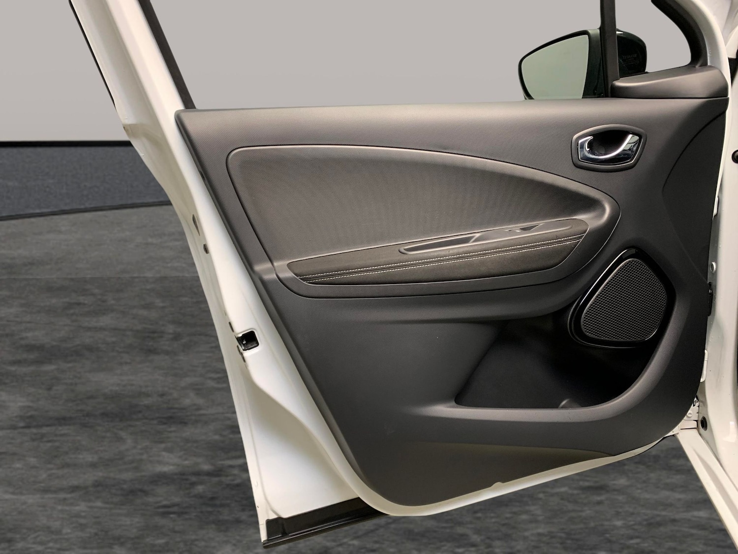 Used Renault Zoe 2019 for sale - 77086316: Photo 22